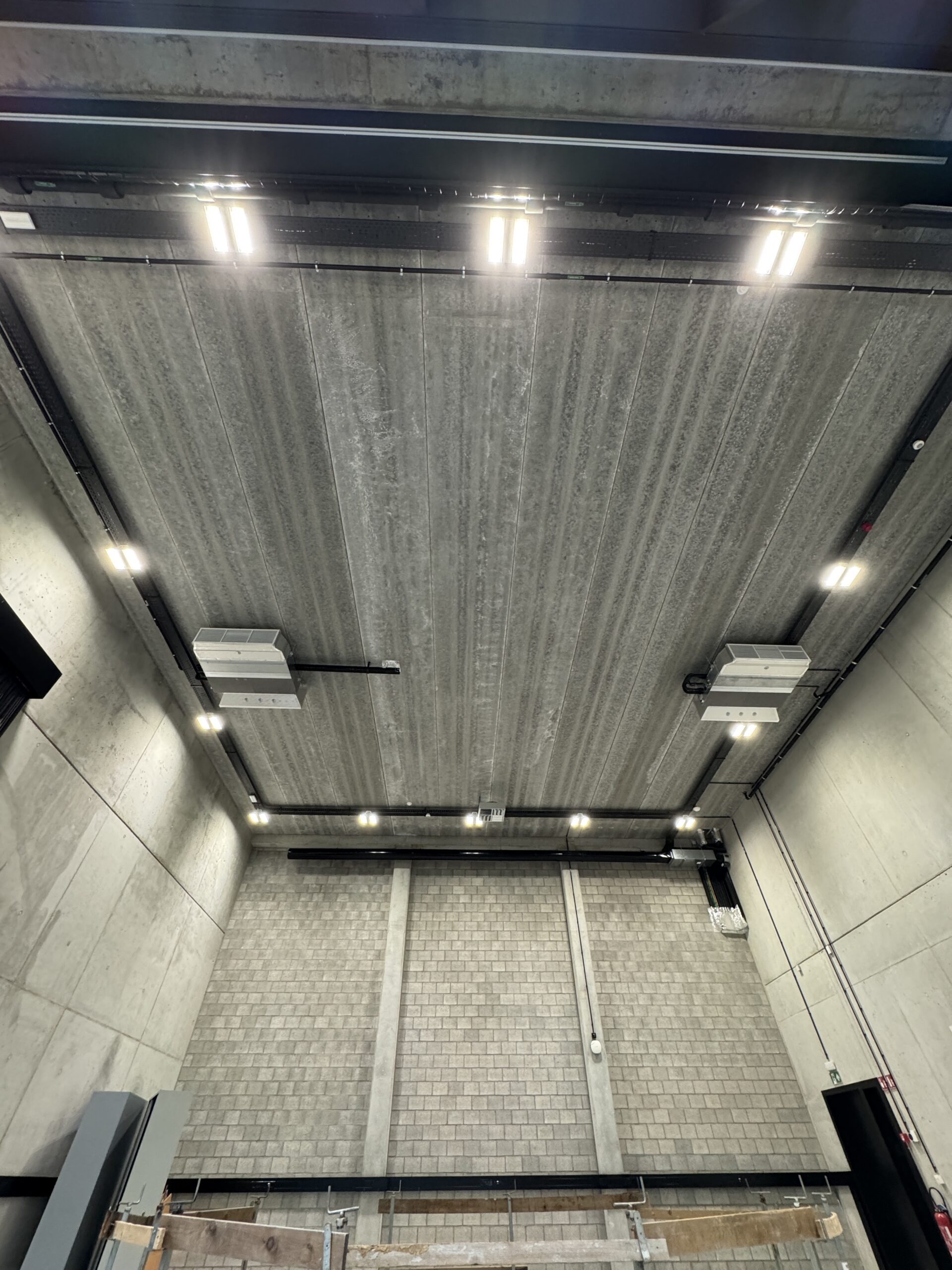 Uhasselt-el-systems11