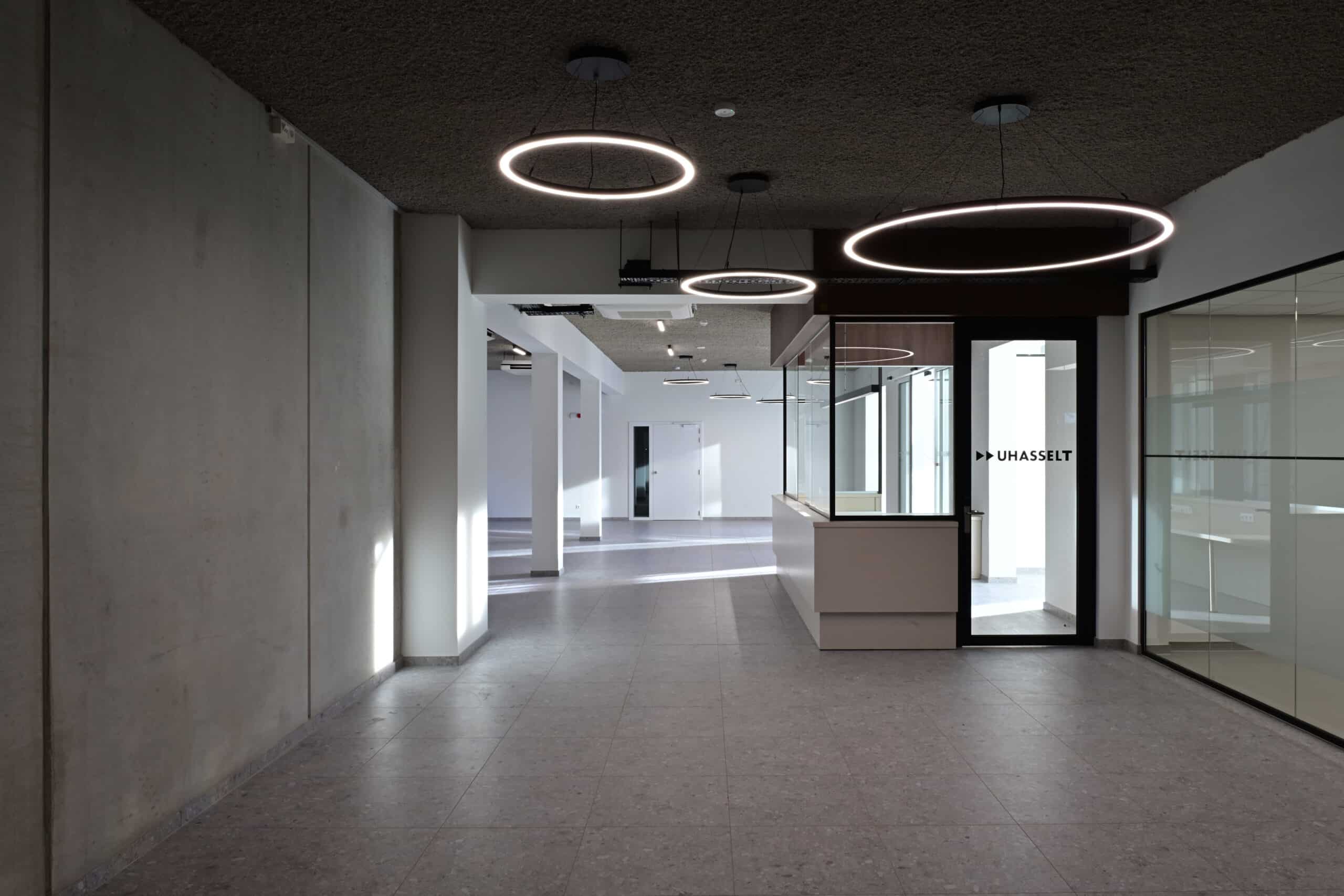 Uhasselt-el-systems18